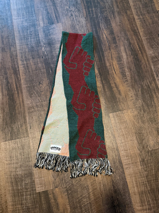 HANDSHAKE SCARF